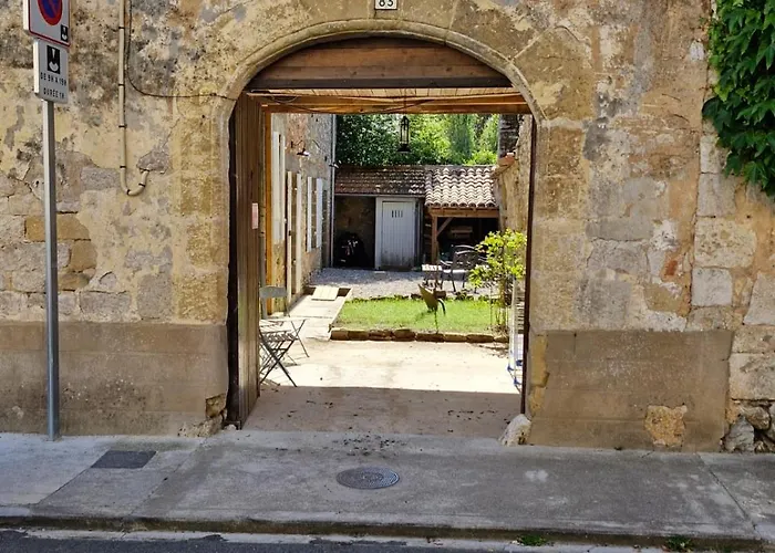 펜션 Le Gentil Coquelicot 몽파지에